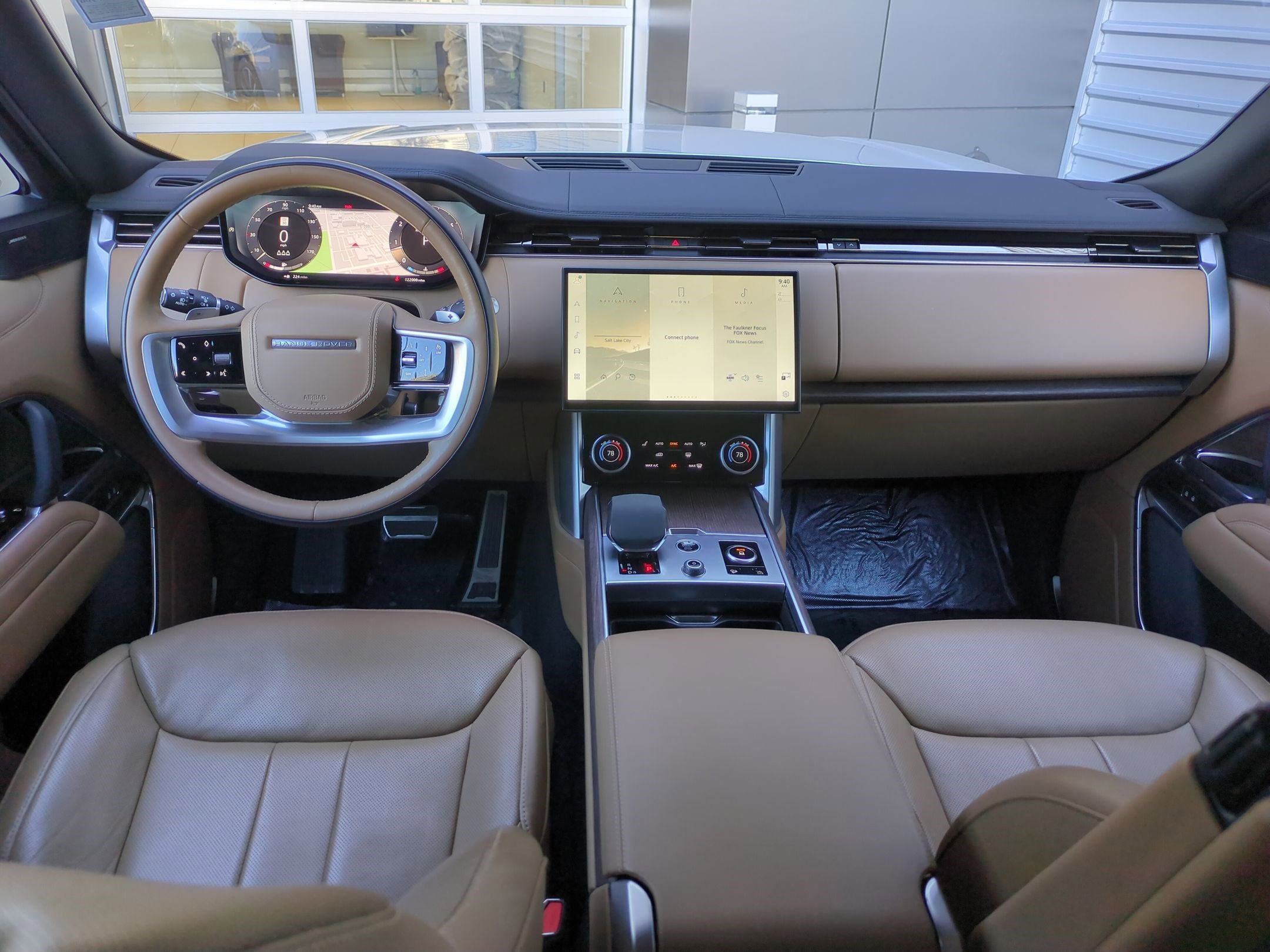 2023 Land Rover Range Rover SE