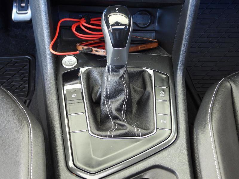 2022 Volkswagen Tiguan SE R-Line