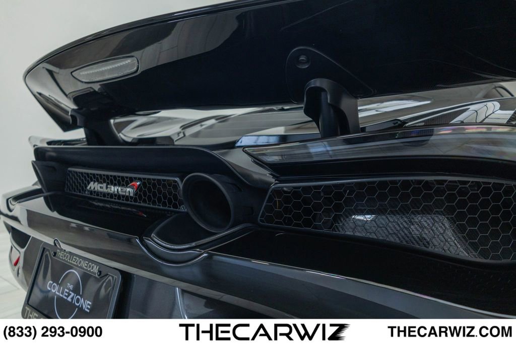 Used 2018 McLaren 720S Performance photo 25