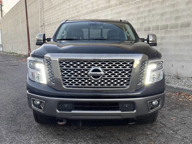 2017 Nissan Titan Platinum Reserve