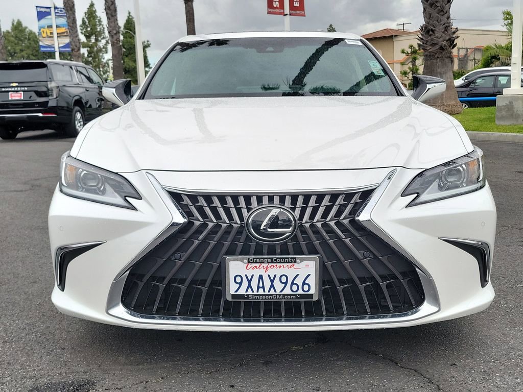 2024 Lexus ES 300h
