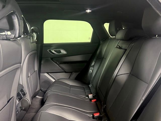 2026 Land Rover Range Rover Velar Dynamic SE