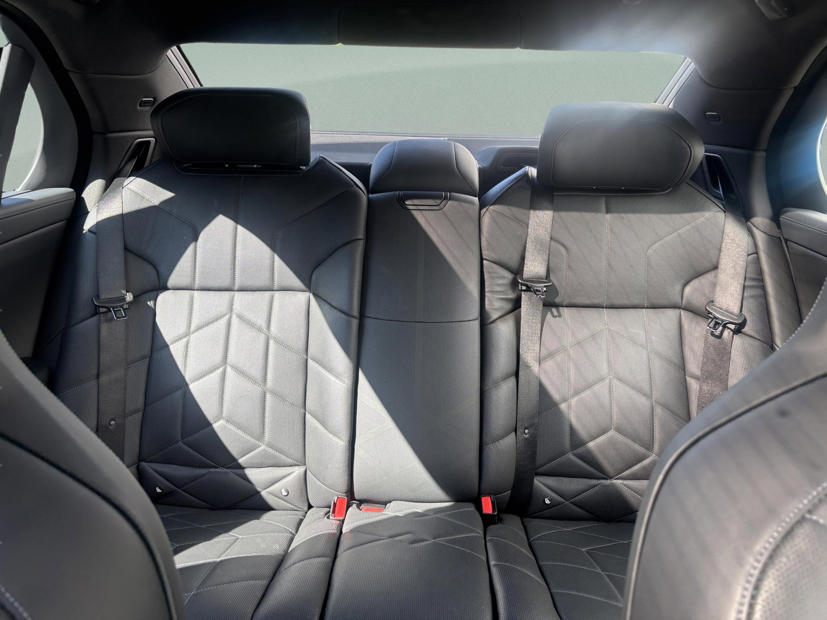 2023 BMW 760i xDrive