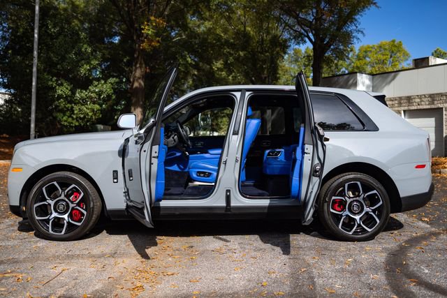 2022 Rolls-Royce Cullinan Black Badge