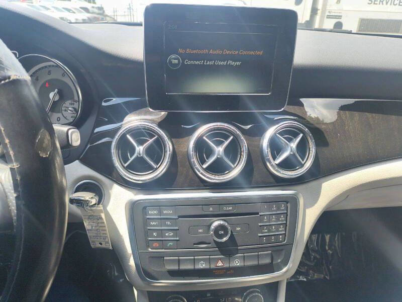 2015 Mercedes-Benz CLA 250