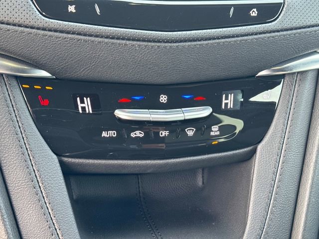 2025 Cadillac XT5 Luxury