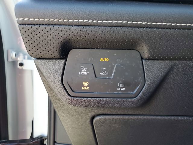 2025 Volkswagen Atlas Cross Sport SE