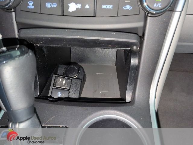 2016 Toyota Camry XLE