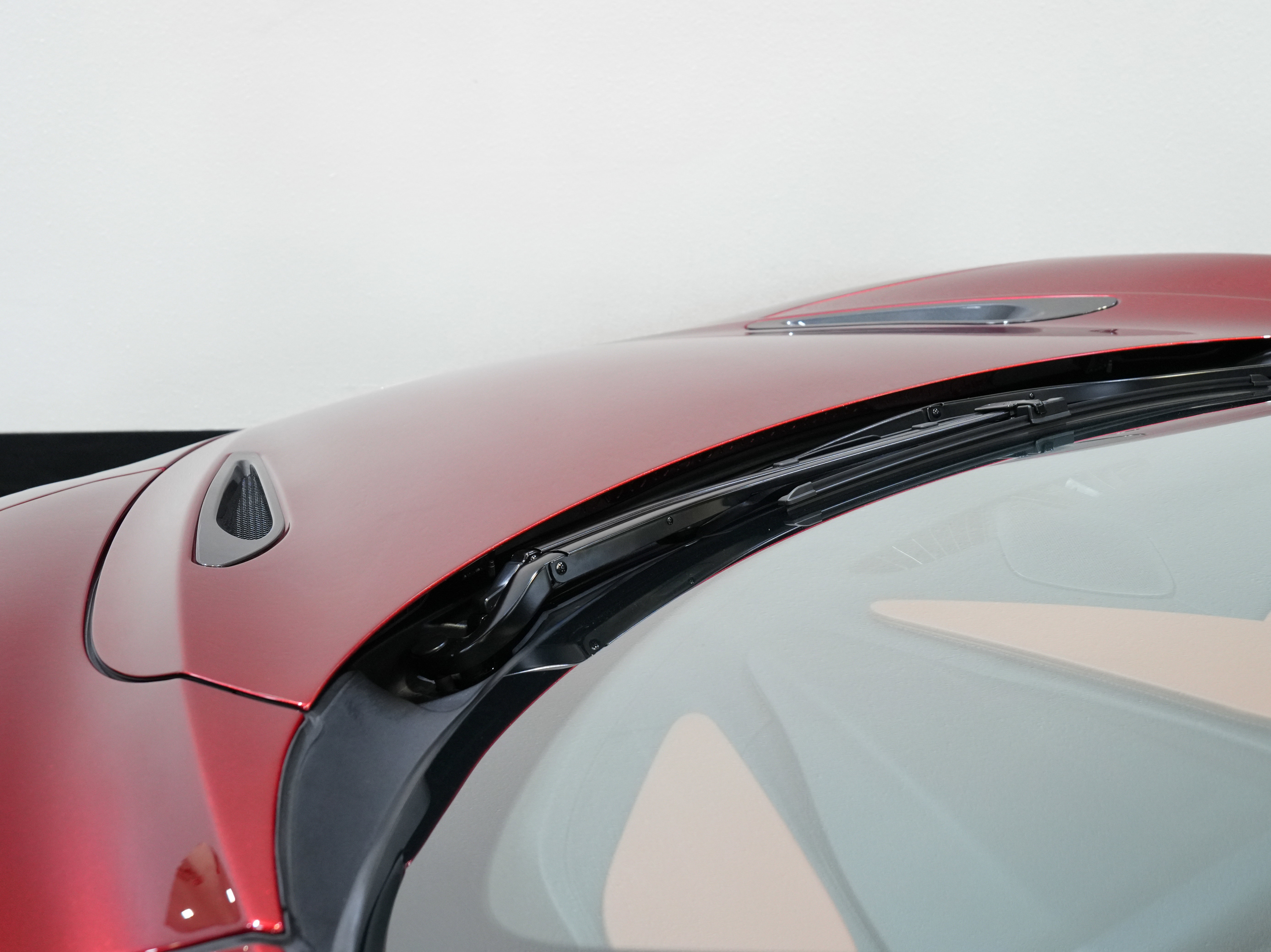 Used 2018 McLaren 720S photo 21