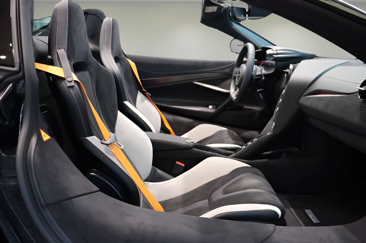 New 2027 McLaren 750S Spider photo 13