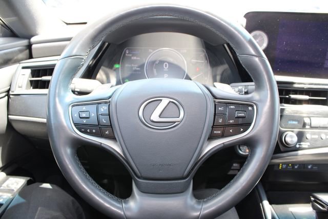 2023 Lexus ES 300h