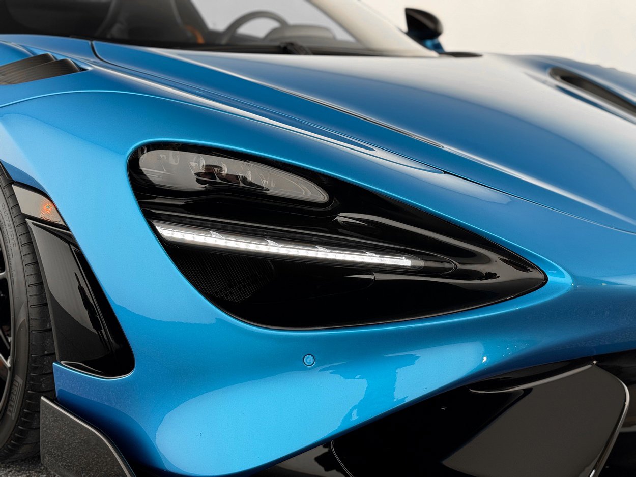 Used 2022 McLaren 765LT photo 46