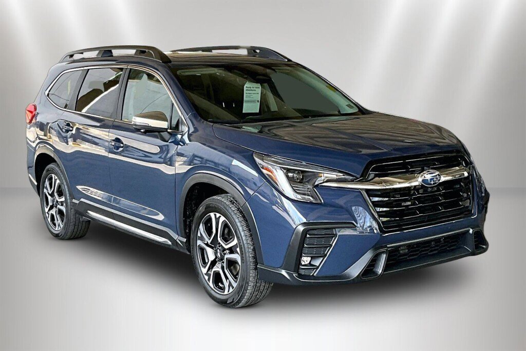 Certified 2023 Subaru Ascent Limited w/ Technology Package