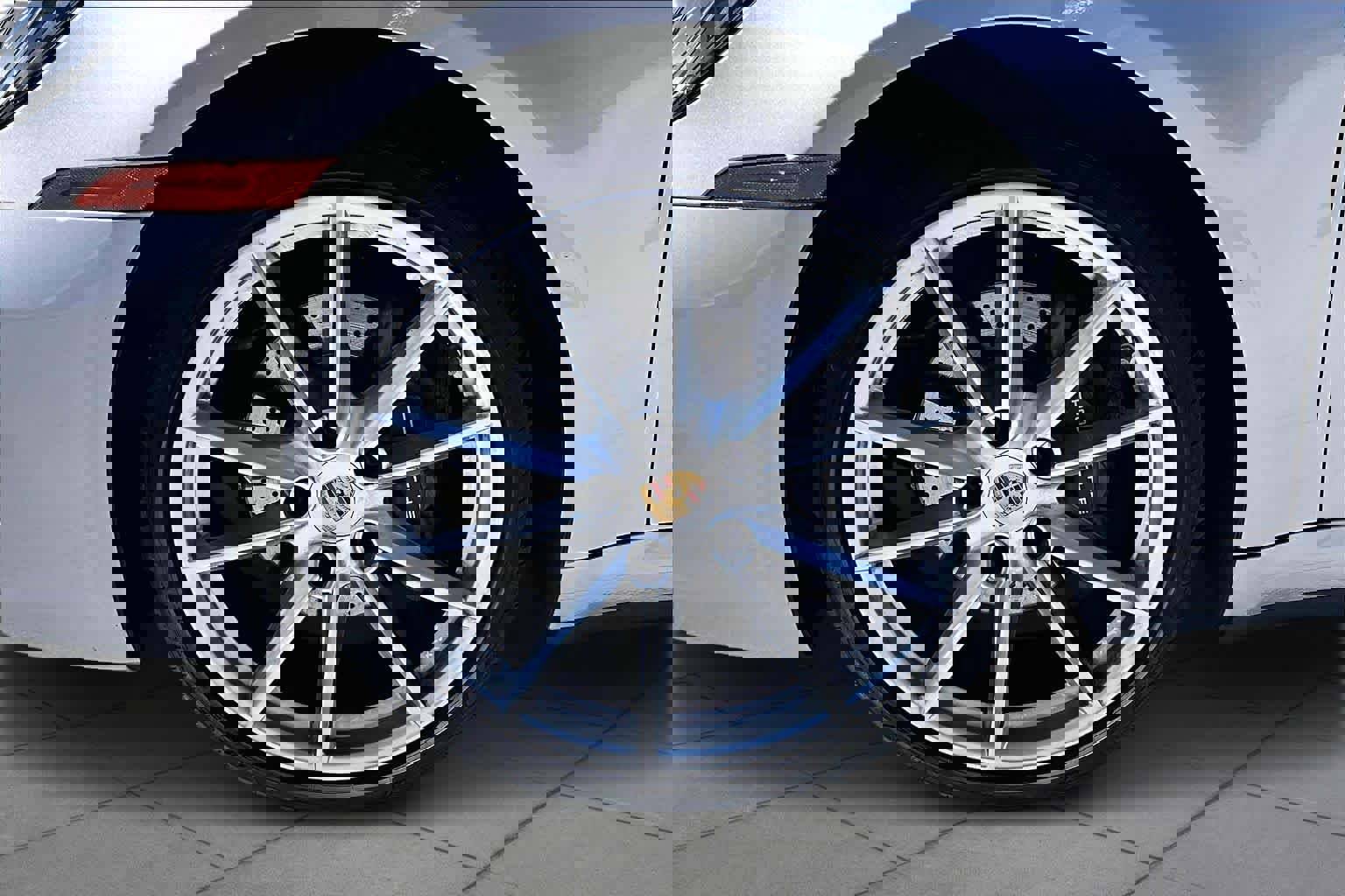 2020 Porsche 911 Carrera