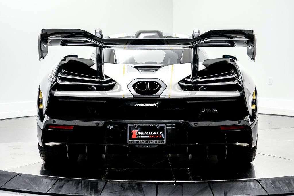 Used 2019 McLaren Senna photo 11
