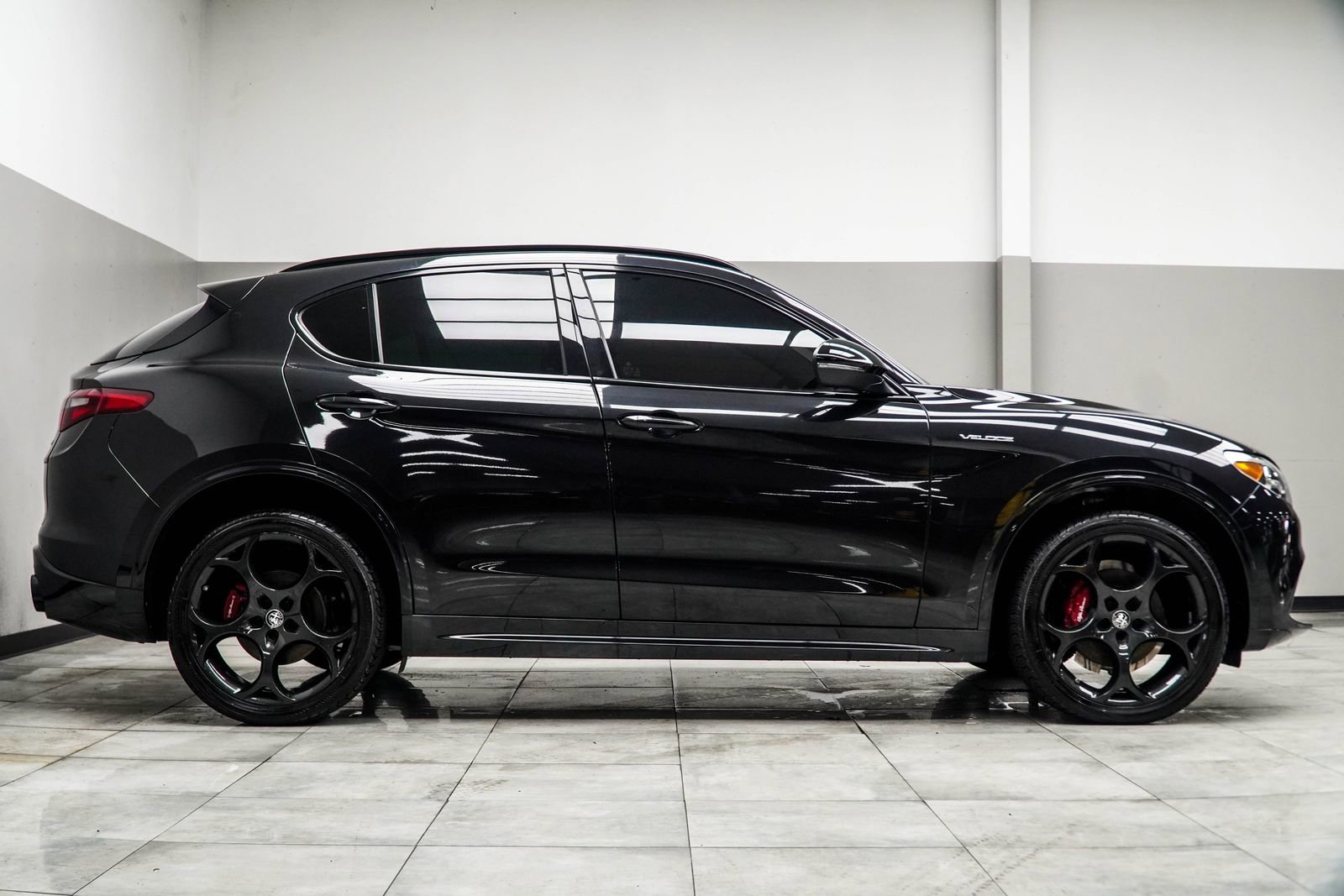 2023 Alfa Romeo Stelvio Veloce