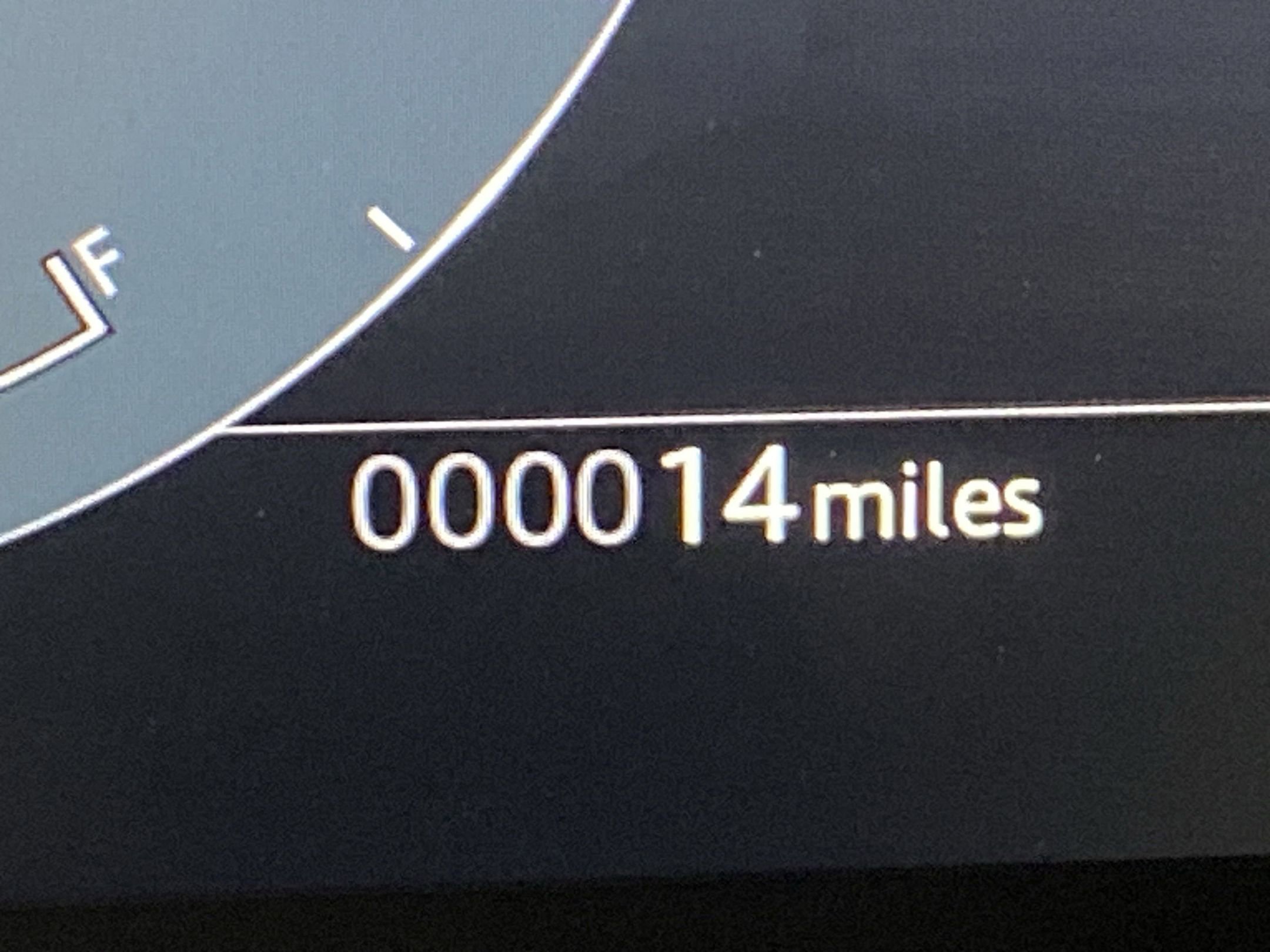 2026 Land Rover Range Rover Velar Dynamic SE