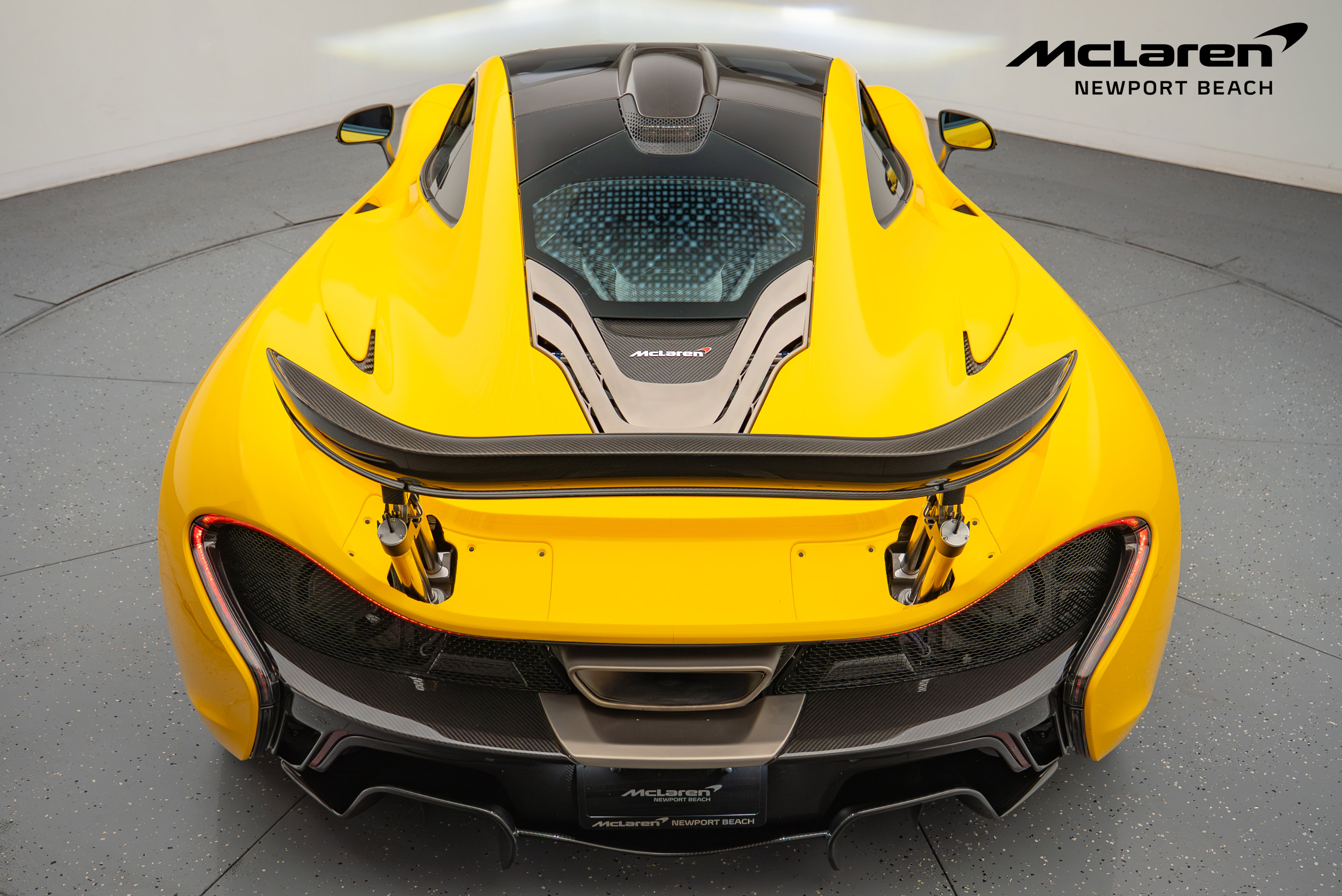Used 2014 McLaren P1 photo 21
