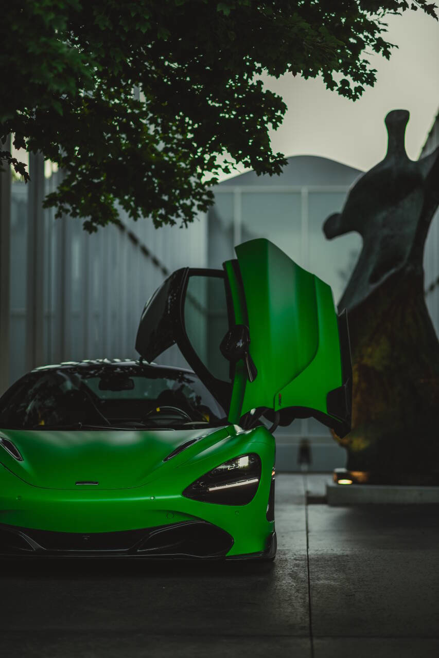 Used 2018 McLaren 720S Performance photo 11