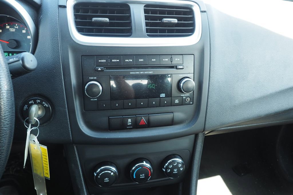 2013 Dodge Avenger SE