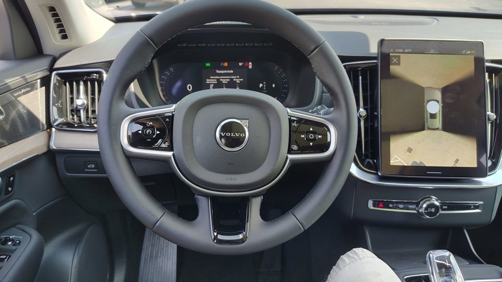 2026 Volvo Xc90 B6 Plus