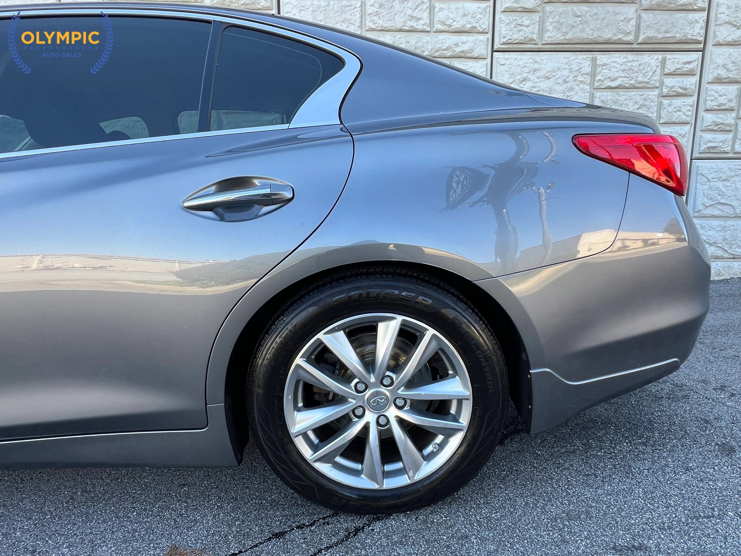 2014 INFINITI Q50 Premium