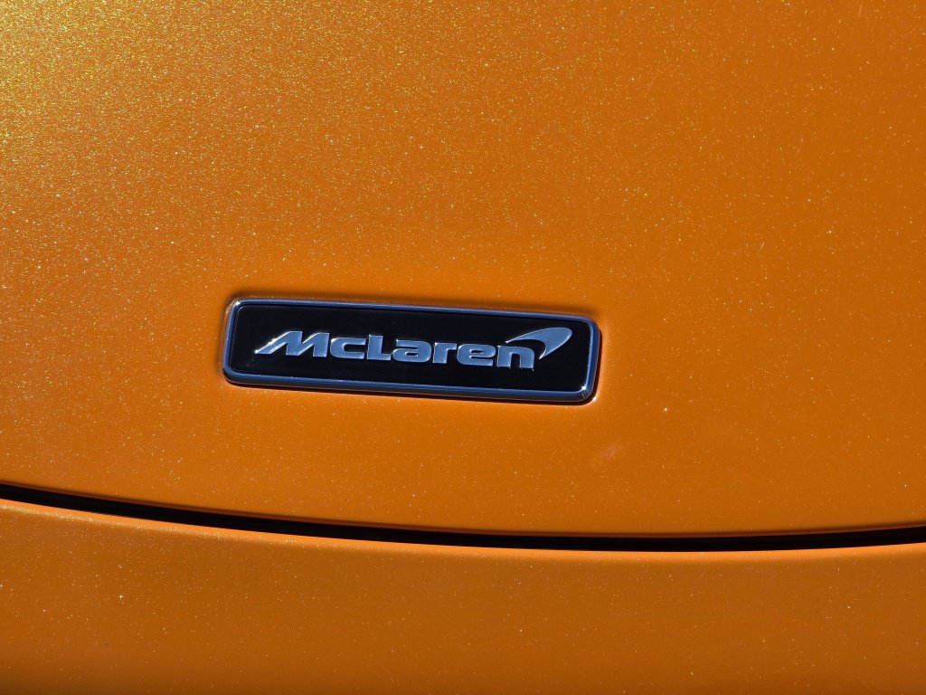 Used 2022 McLaren 720S Performance photo 34