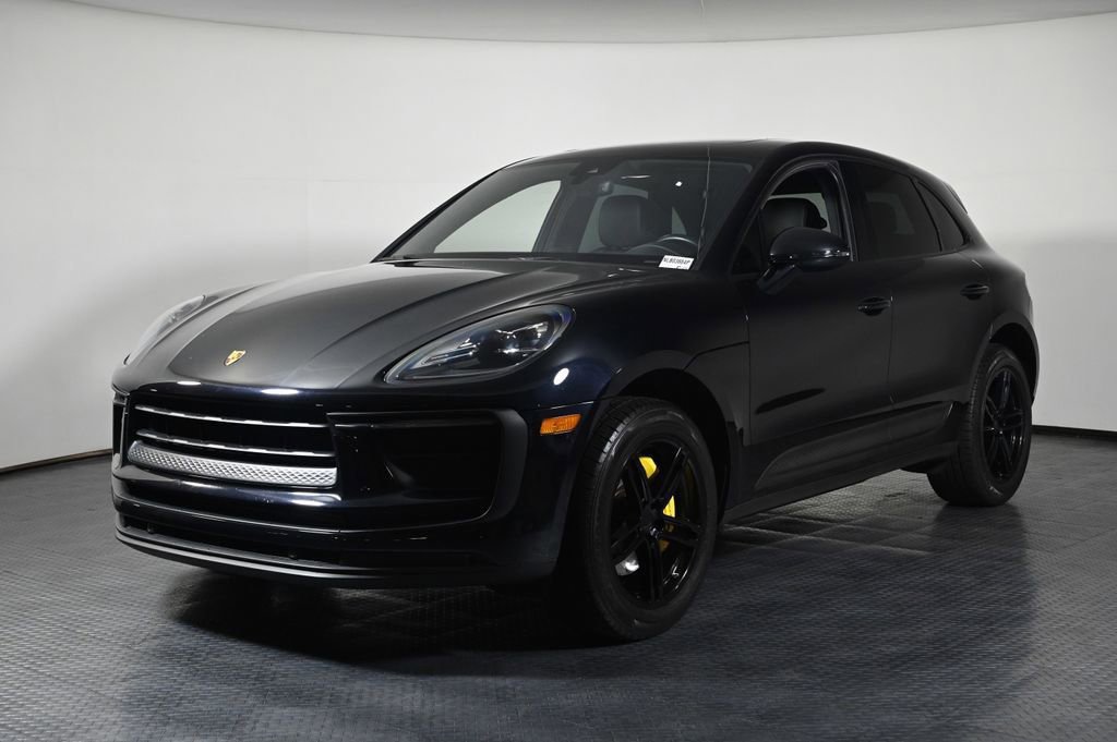 Certified 2022 Porsche Macan