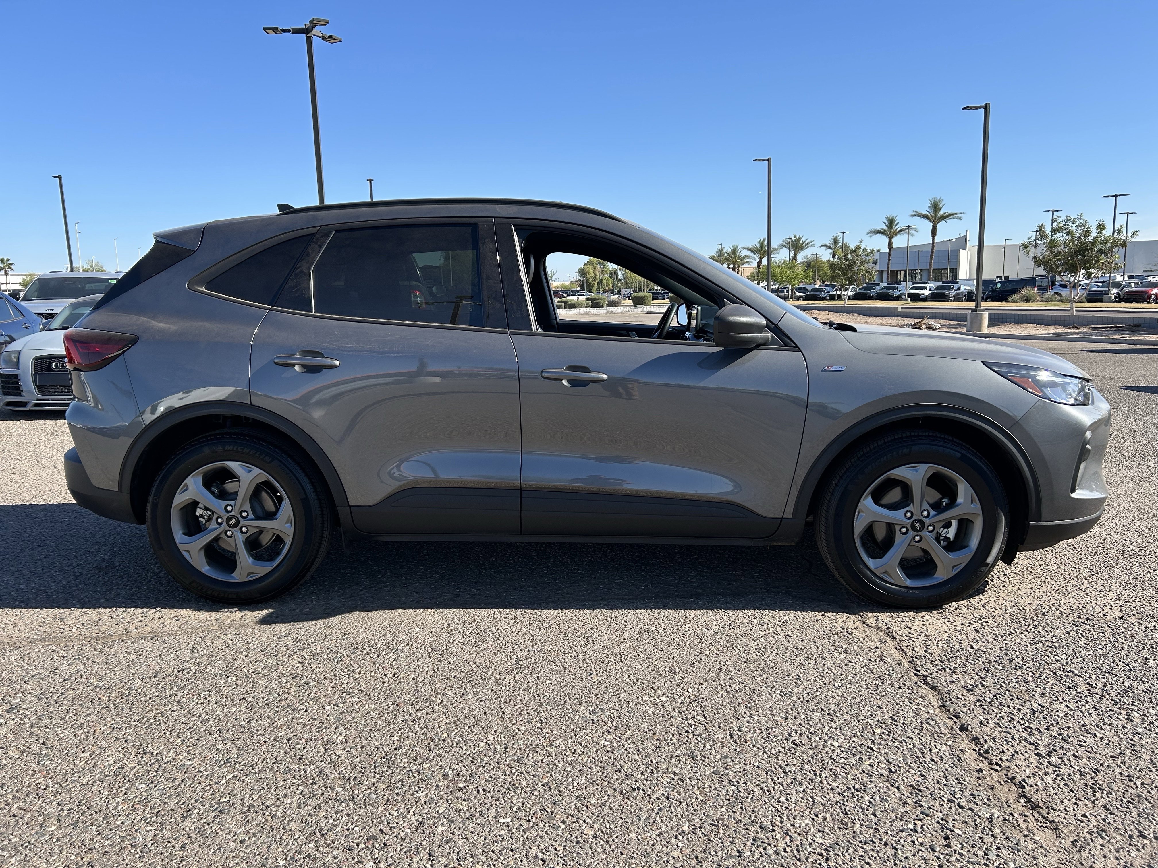 2025 Ford Escape ST-Line