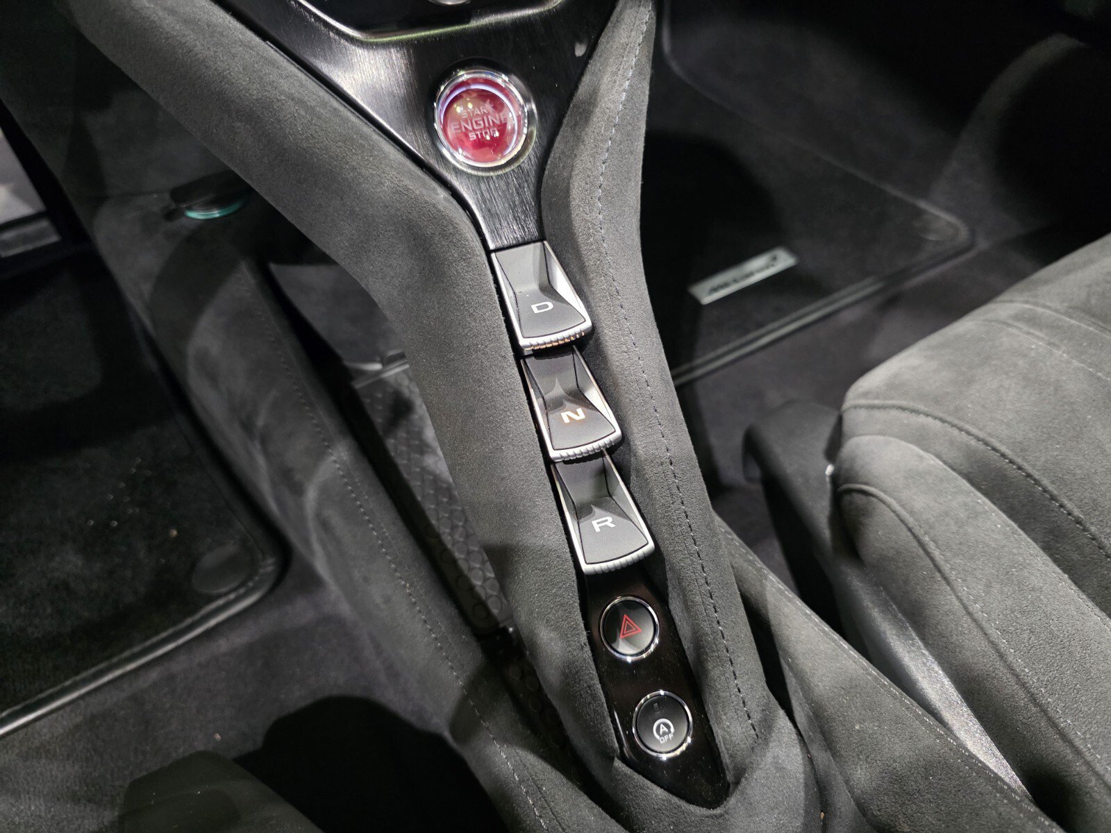 Used 2024 McLaren 750S photo 13