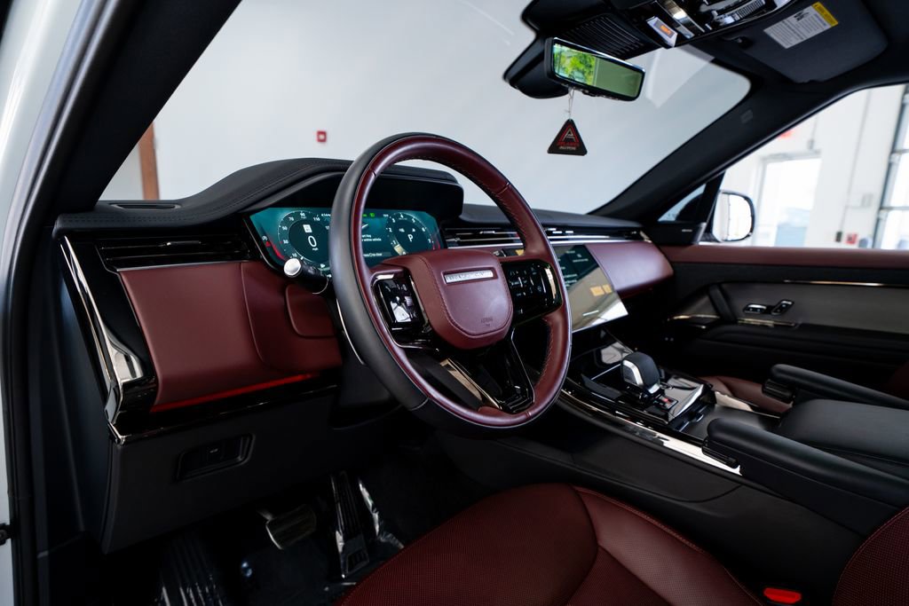 2025 Land Rover Range Rover Sport Dynamic SE