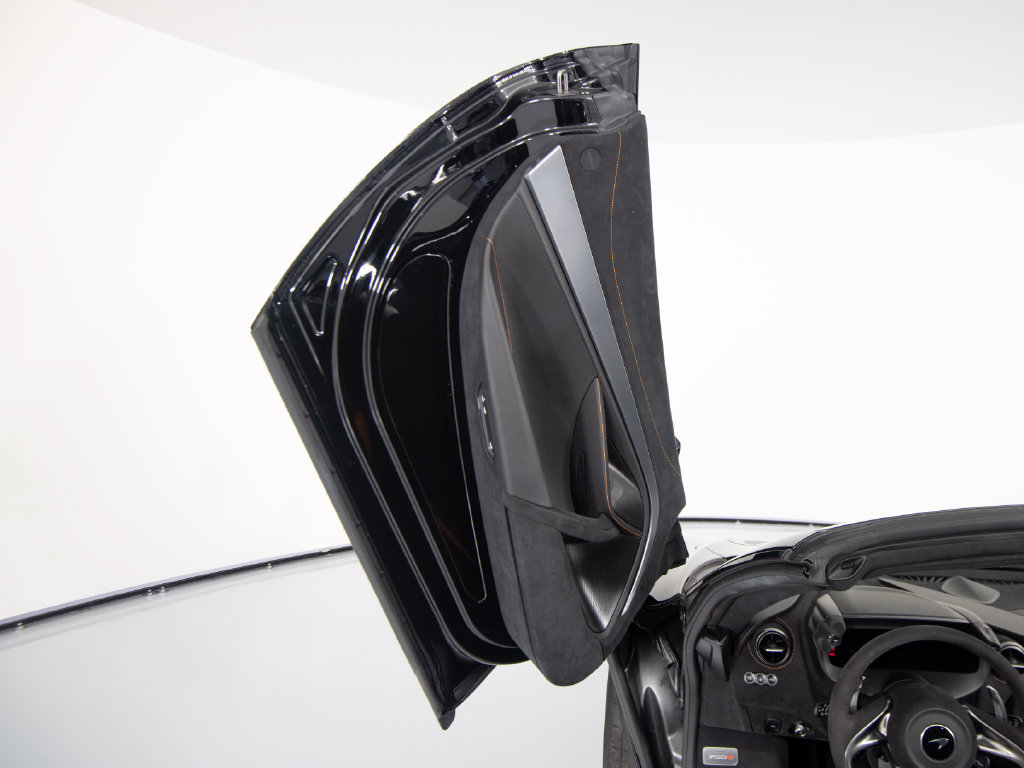 Used 2024 McLaren 750S Spider photo 11