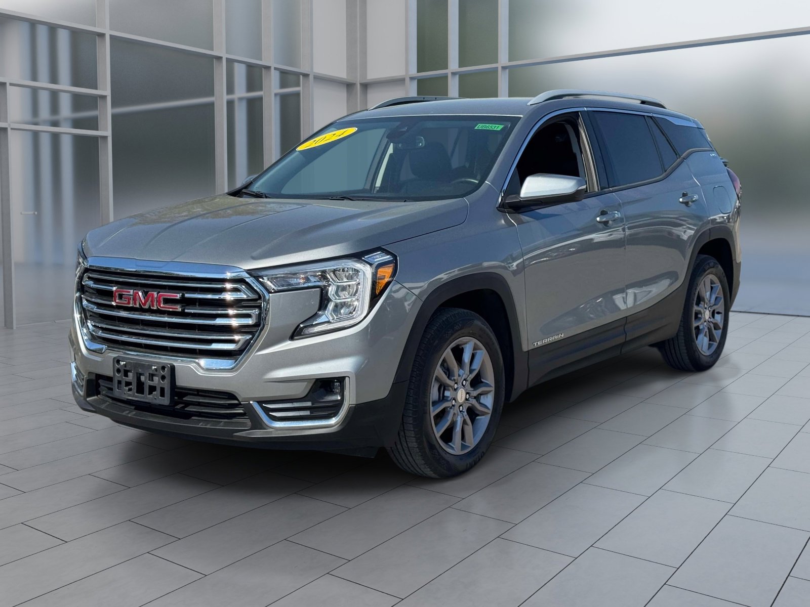 Used 2024 GMC Terrain SLT