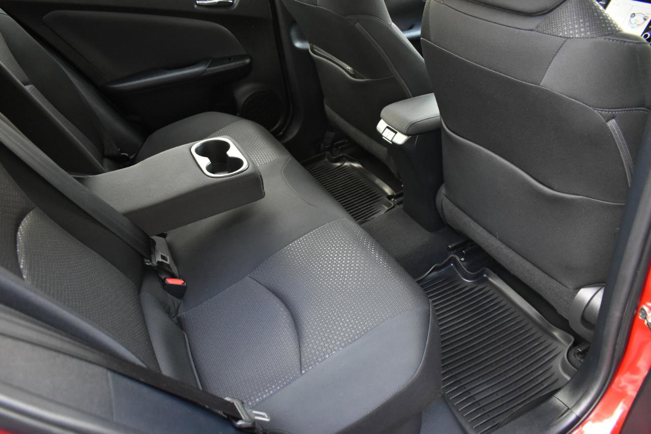 2022 Toyota Prius LE