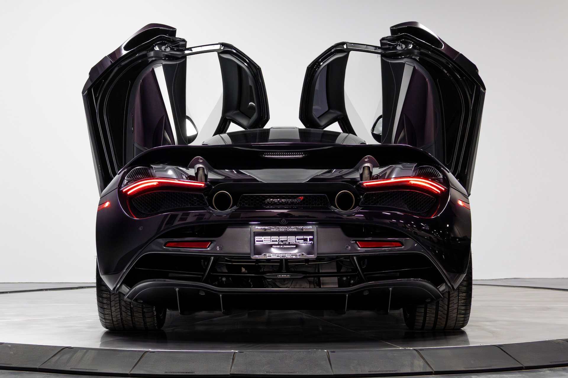 Used 2018 McLaren 720S Performance photo 35
