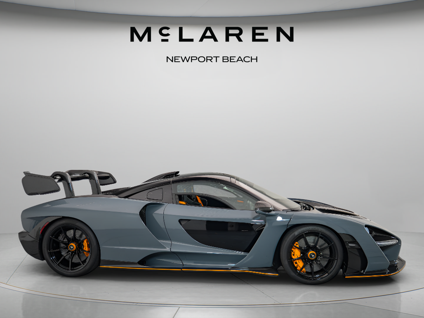 Used 2019 McLaren Senna photo 8