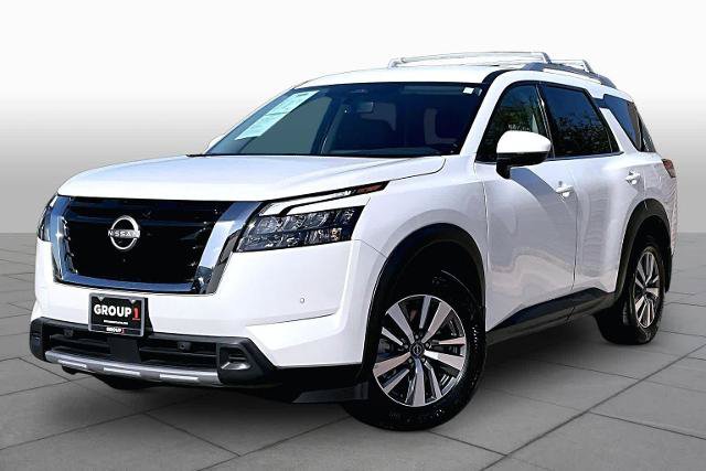 Certified 2025 Nissan Pathfinder SL
