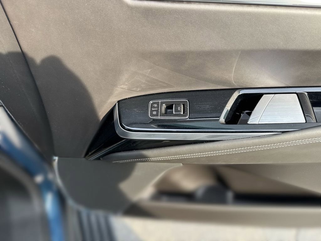 2025 Cadillac Escalade Premium Luxury Platinum