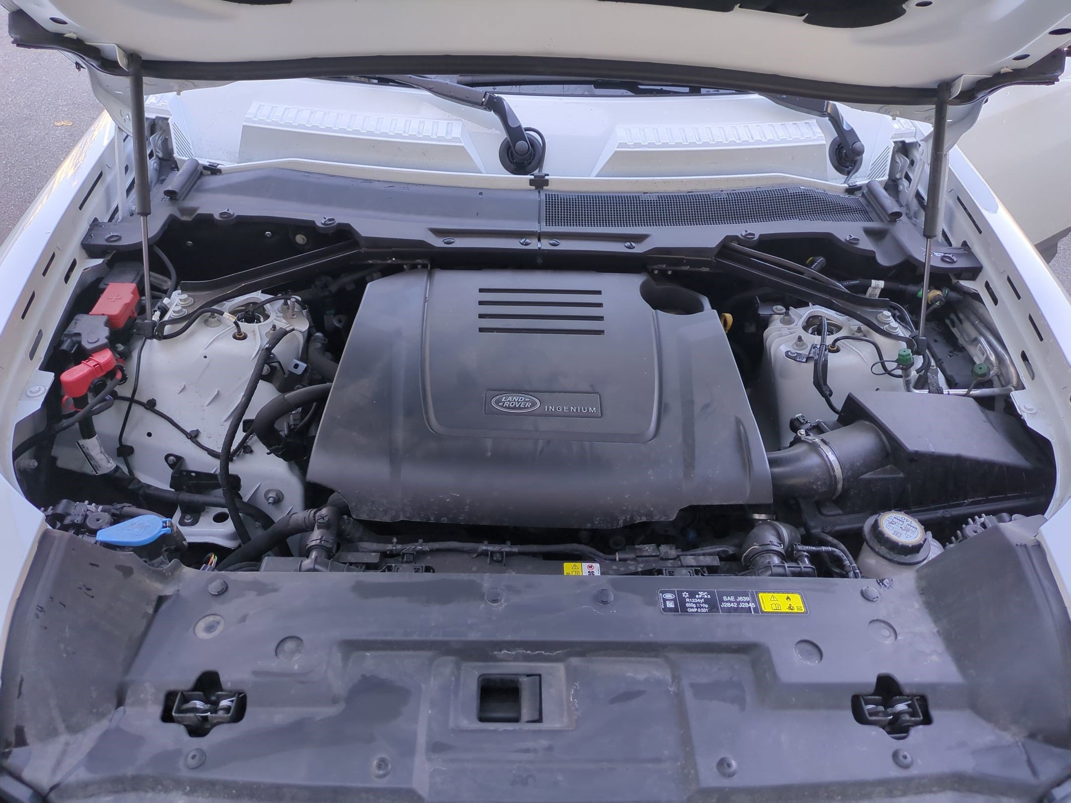 2025 Land Rover Defender 110 S