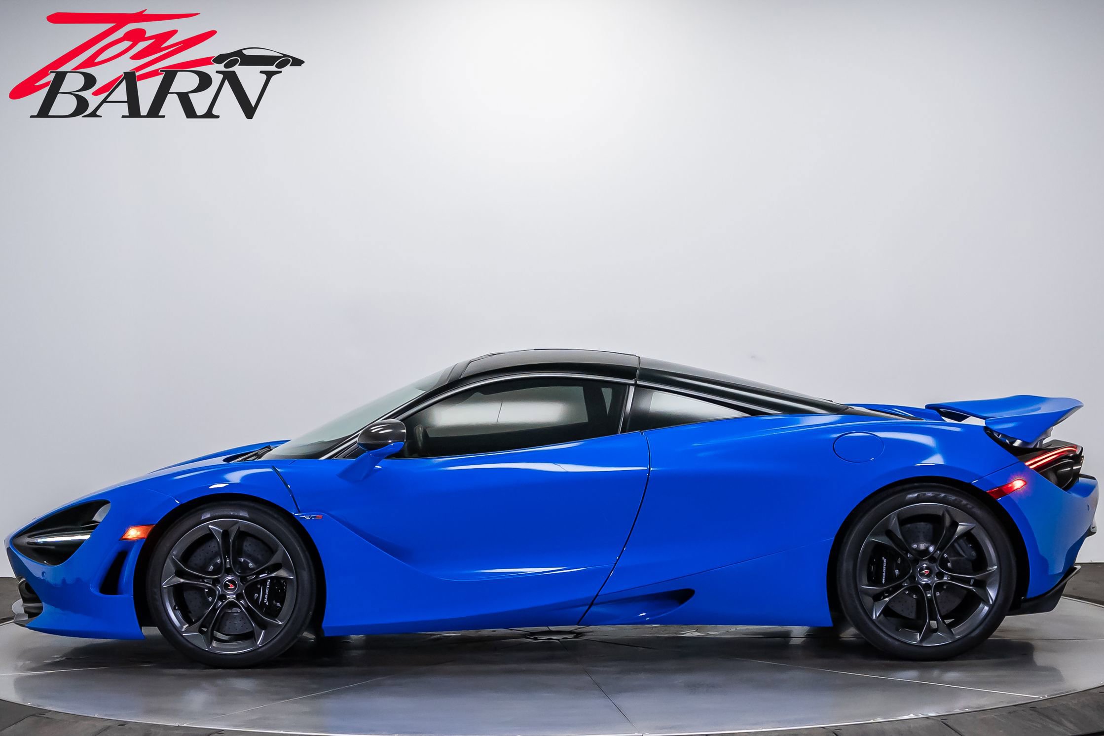 Used 2018 McLaren 720S Performance 2