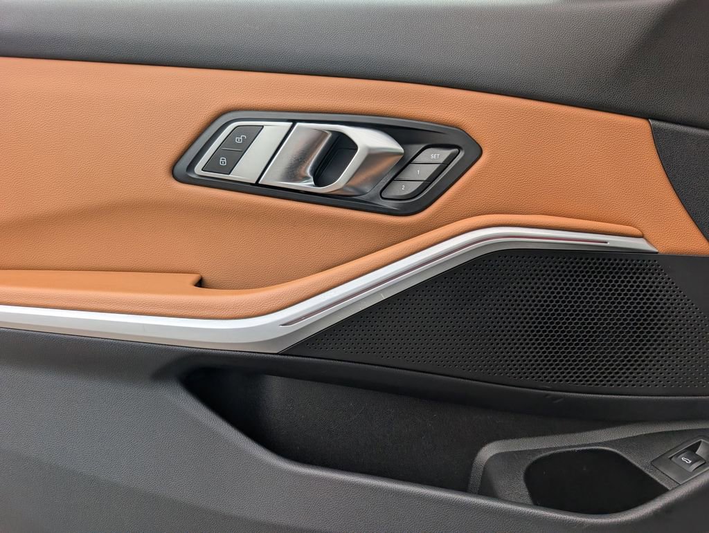 2023 BMW 330i xDrive Sedan