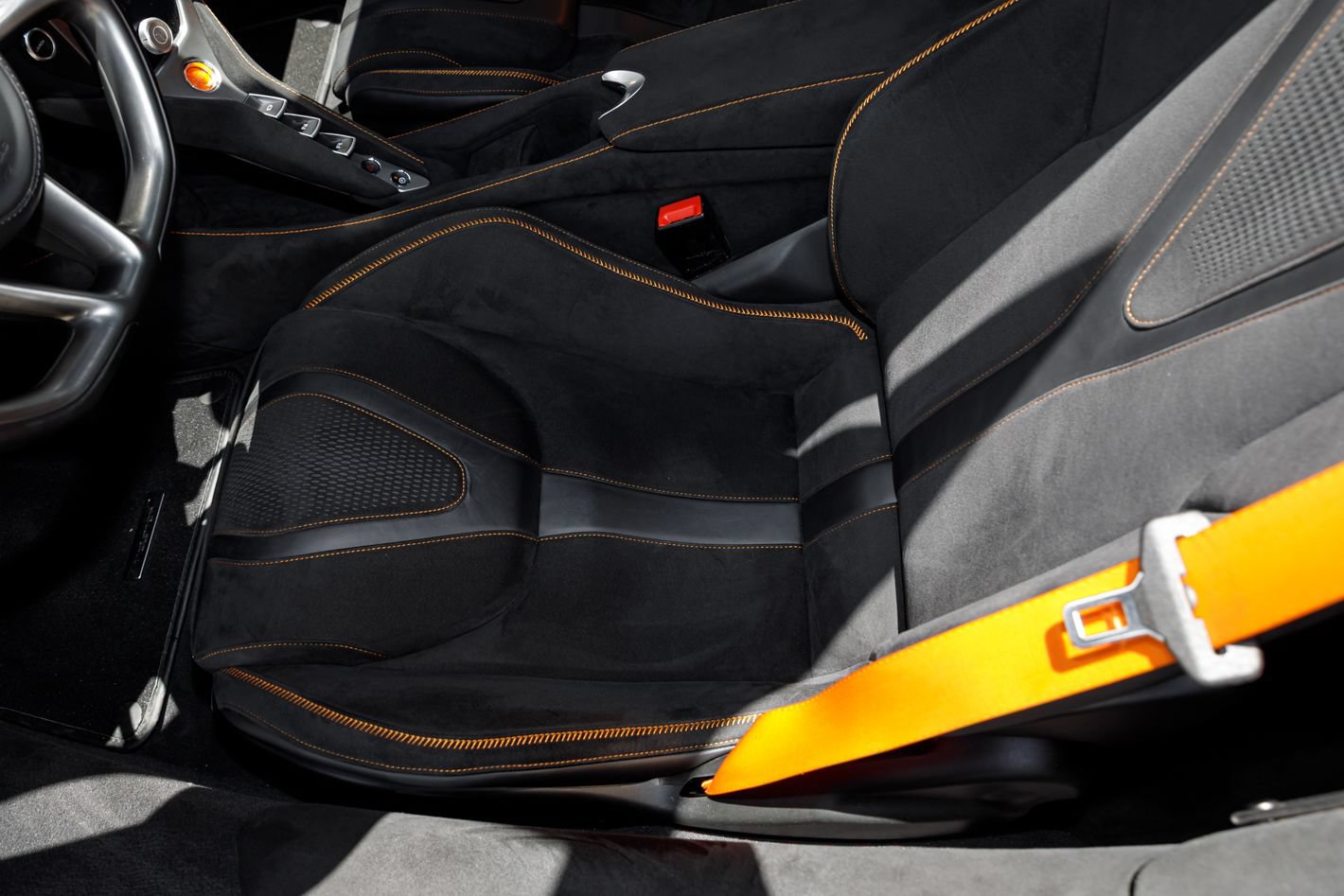 Used 2025 McLaren 750S photo 51