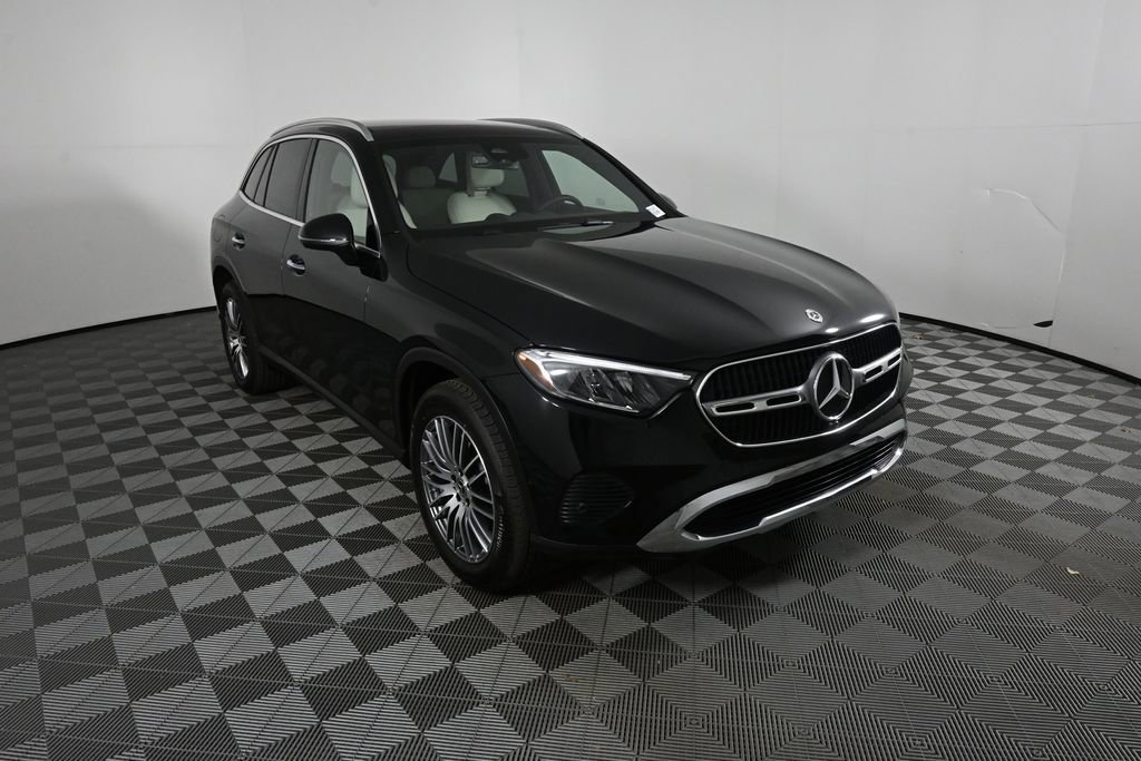 2026 Mercedes-Benz GLC 300