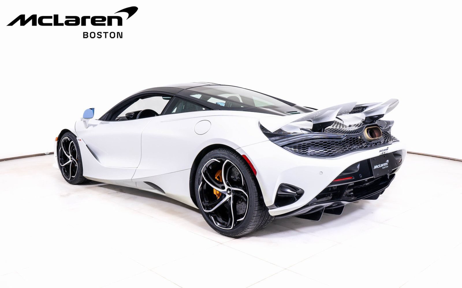 Used 2025 McLaren 750S 3