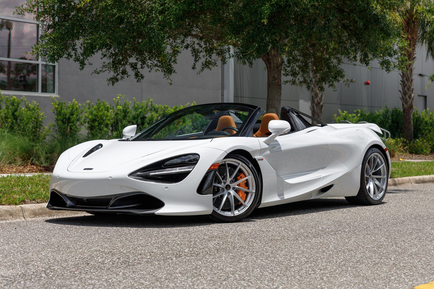 Used 2020 McLaren 720S Spider photo 33