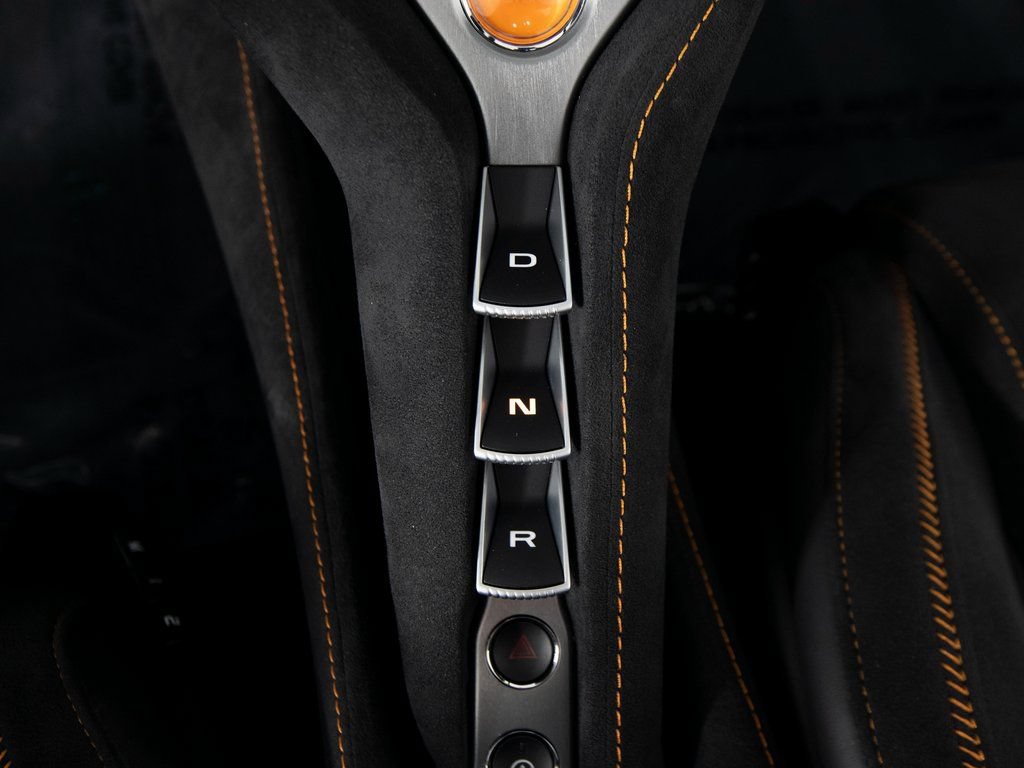 Used 2025 McLaren 750S photo 22
