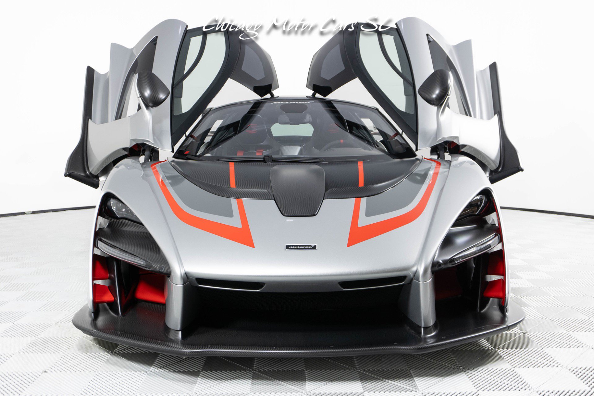 Used 2019 McLaren Senna photo 36