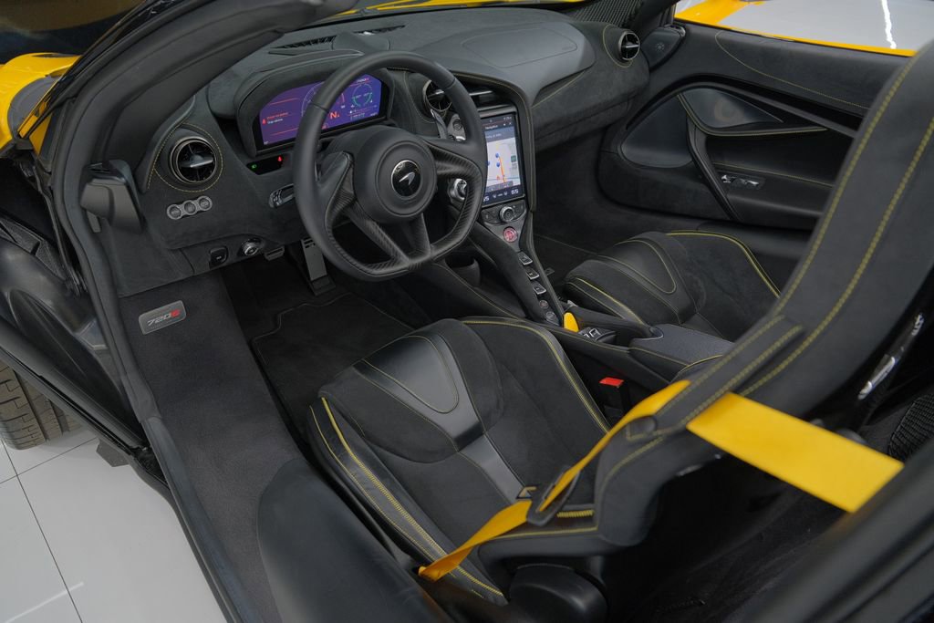 Used 2023 McLaren 720S Luxury photo 43
