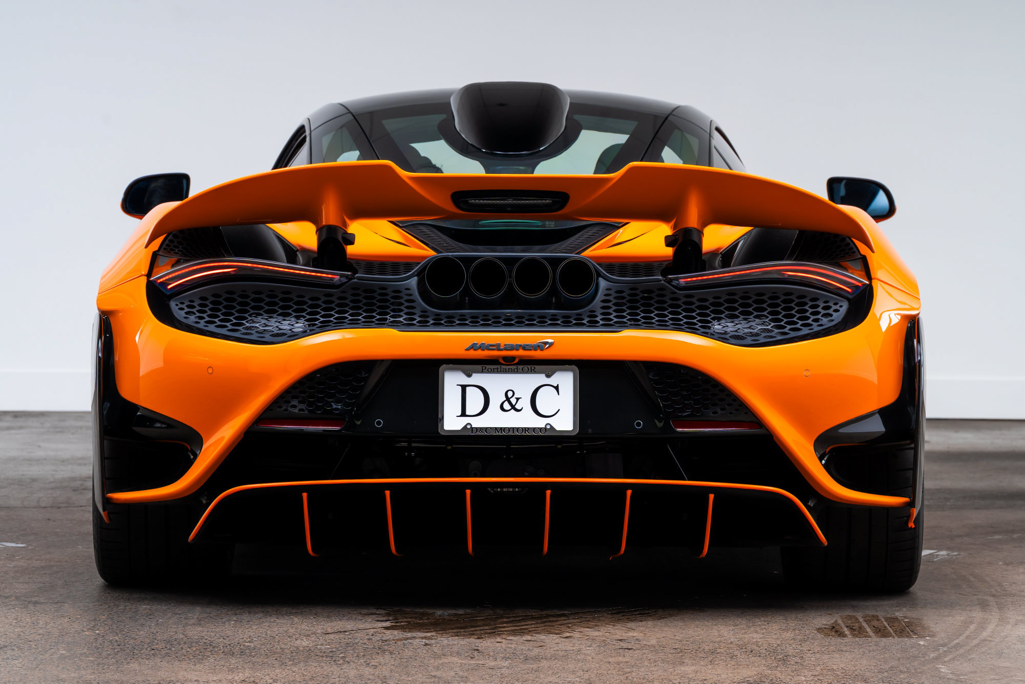 Used 2021 McLaren 765LT photo 9