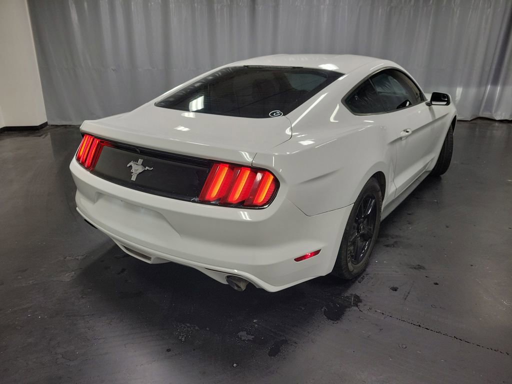 2017 Ford Mustang Coupe